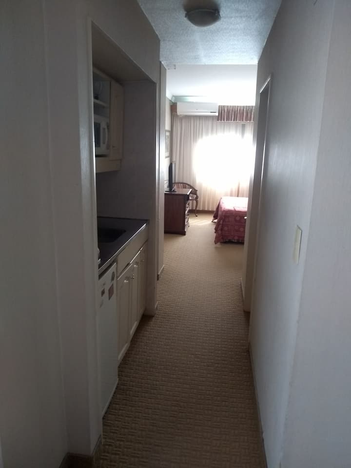 Two-bedroom apartment with parking in Monserrat