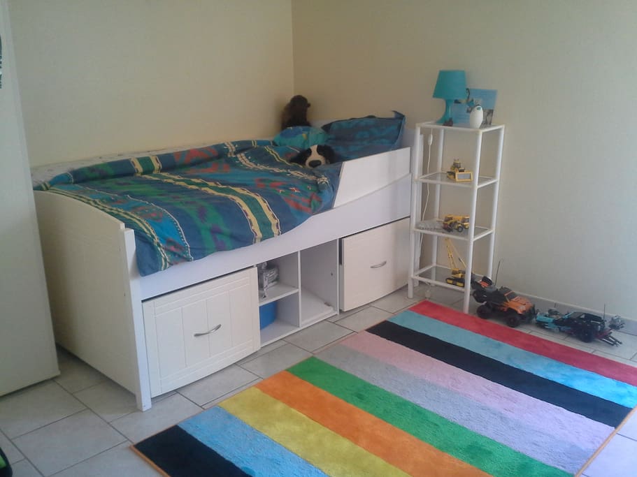 chambre n° 2 lit 1 pers