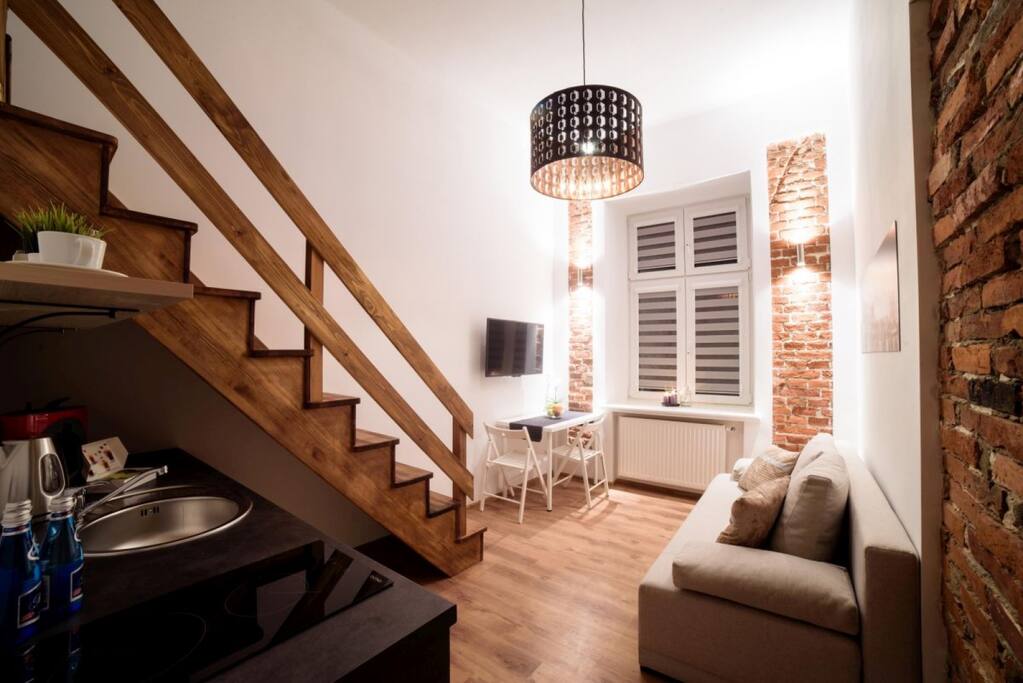 Studio with entresole/Studio z antresolą