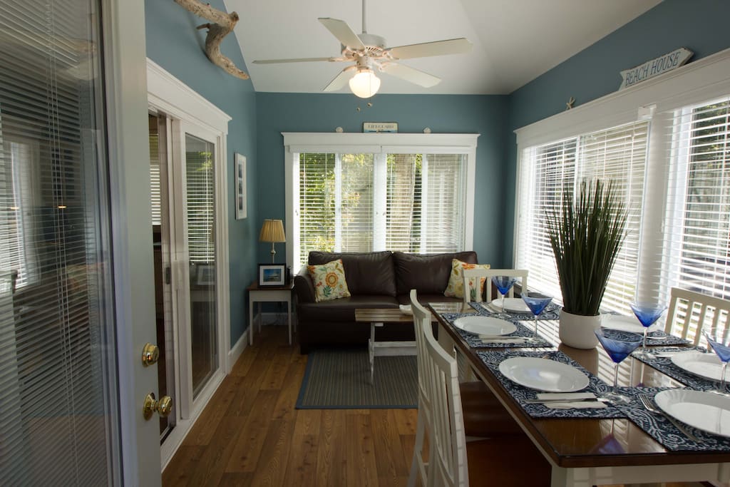 Entry/Dining