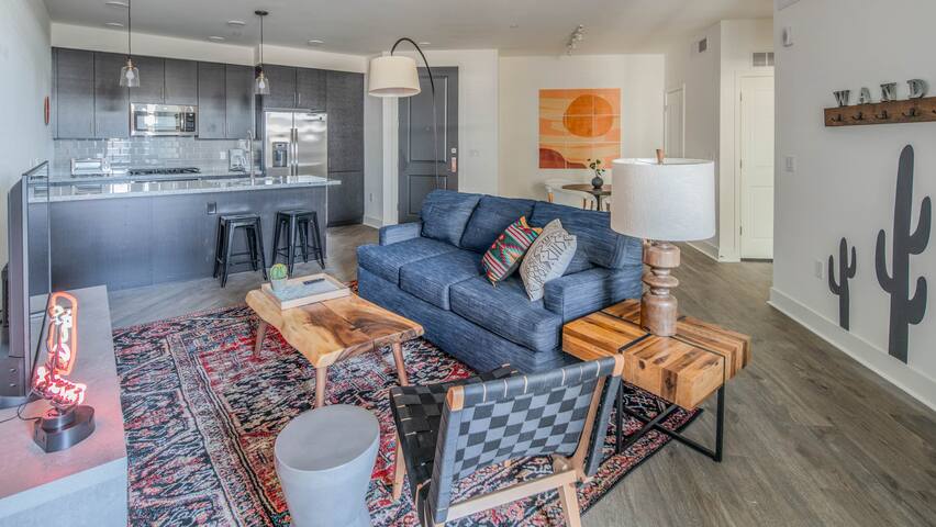 Airbnb 4000 N Central Ave 1750 Vacation Rentals Places To