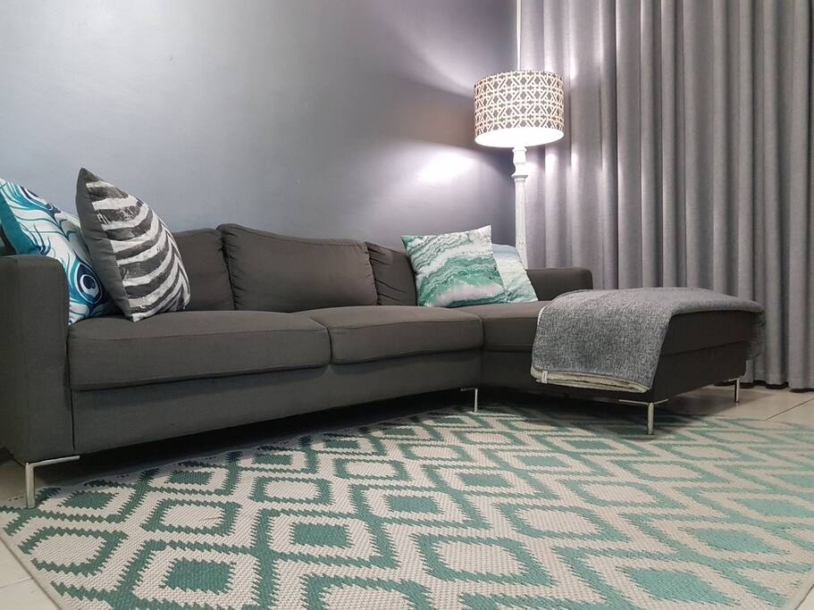 Lounge / TV room with Dstv & Wifi