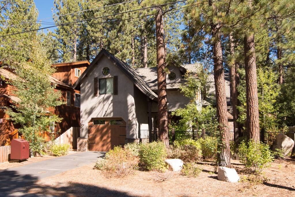 Exterior - lots of trees for shade & privacy