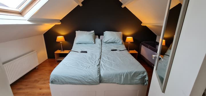 საძინებელი 1