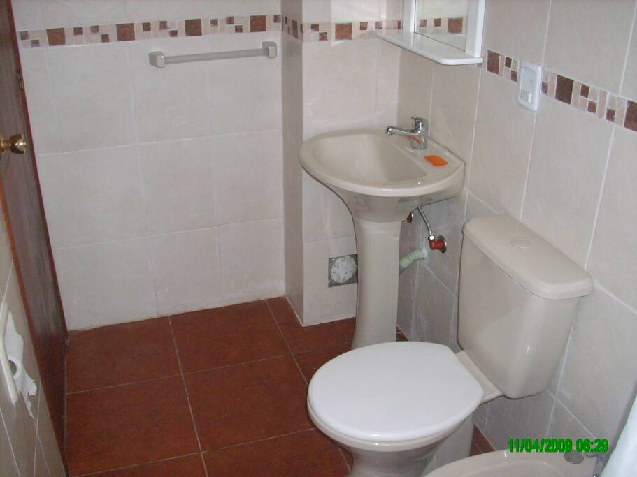 baño completo planta baja
