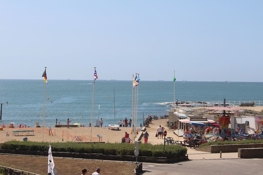 La grande Plage vue de l'appartement