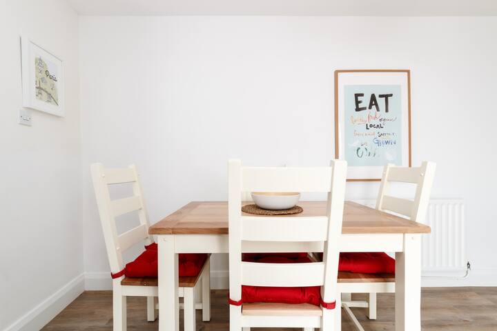 4 Bed House between Silicon Docks & Aviva Stadium gallery image 5