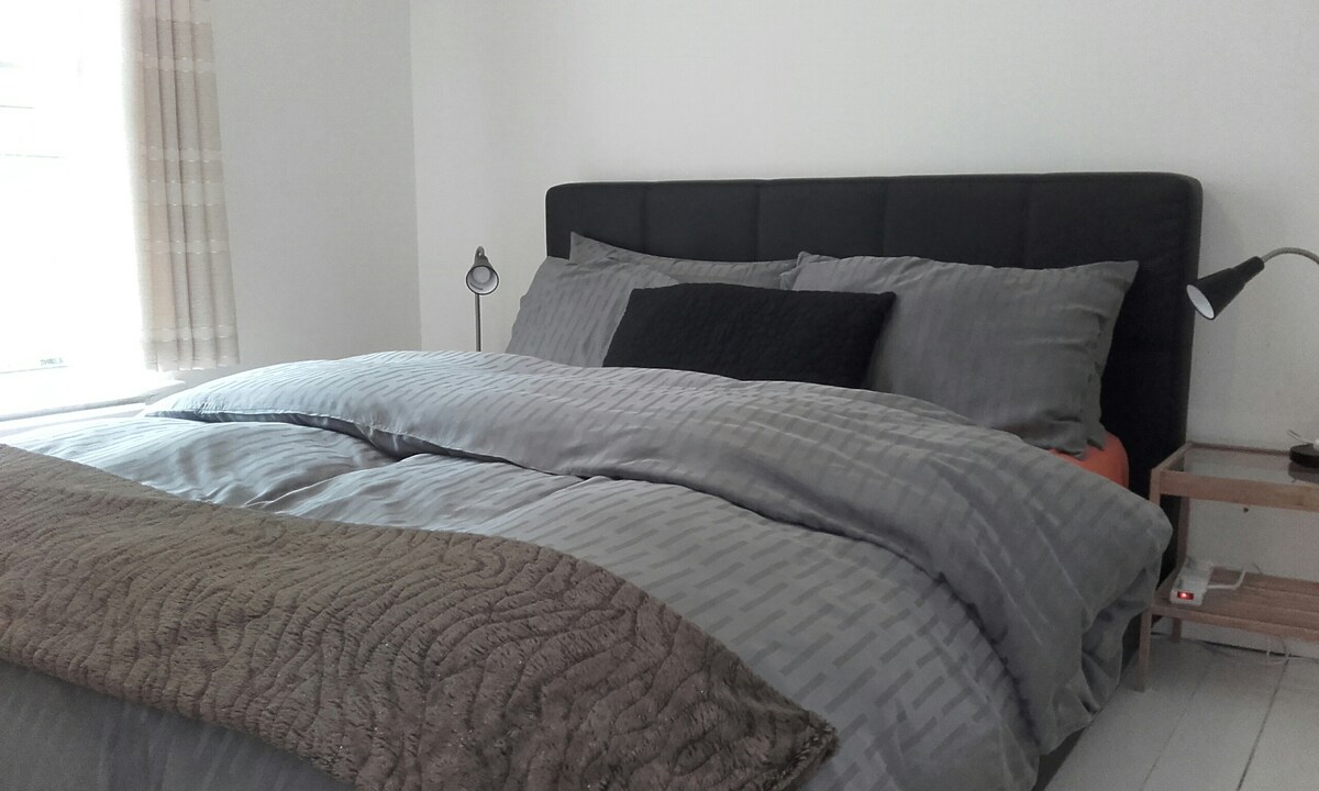 Master bedroom with en-uite