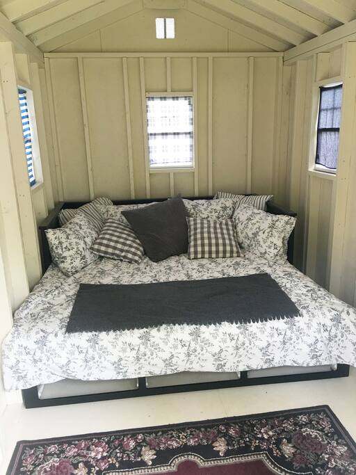 Summer guest house