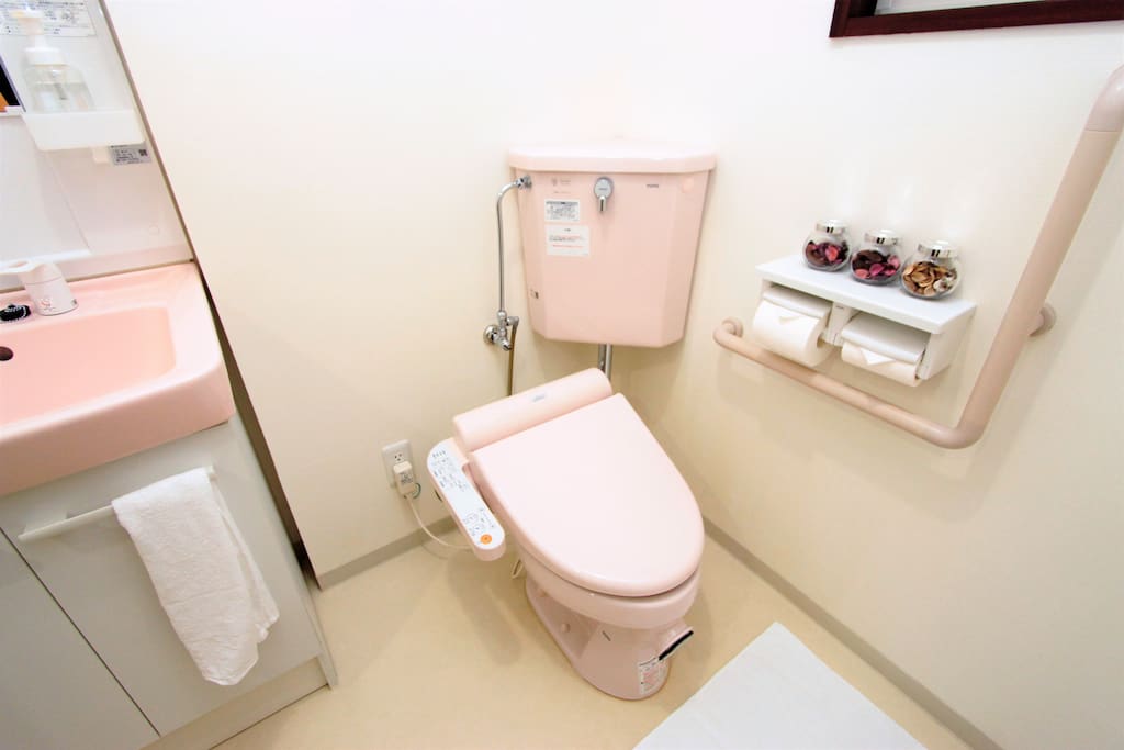 Toilet 洗手間