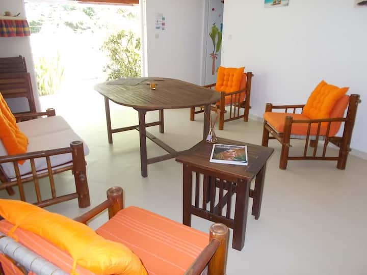 Gites 60m², 3-5 Personnes, 2 *, Mer, Piscine, Wifi - Guadeloupe