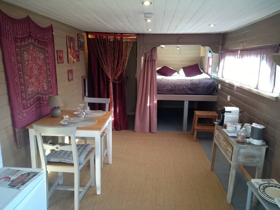 Intérieur de la roulotte