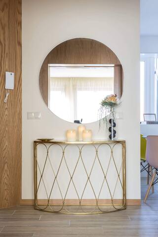 Alma Invicta Alegria I gallery image 3