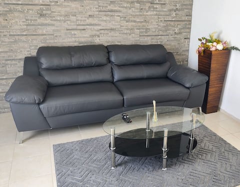 Successful Airbnb property: D6. Comfortable hummingbird apartment. in Colonia San Rafael