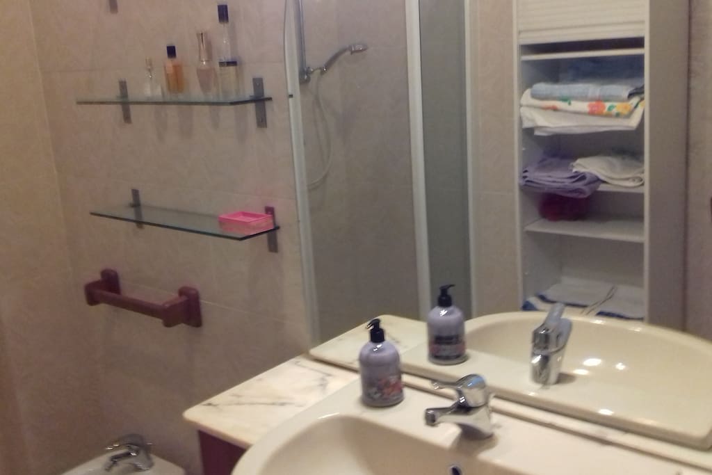 il bagno-the bathroom