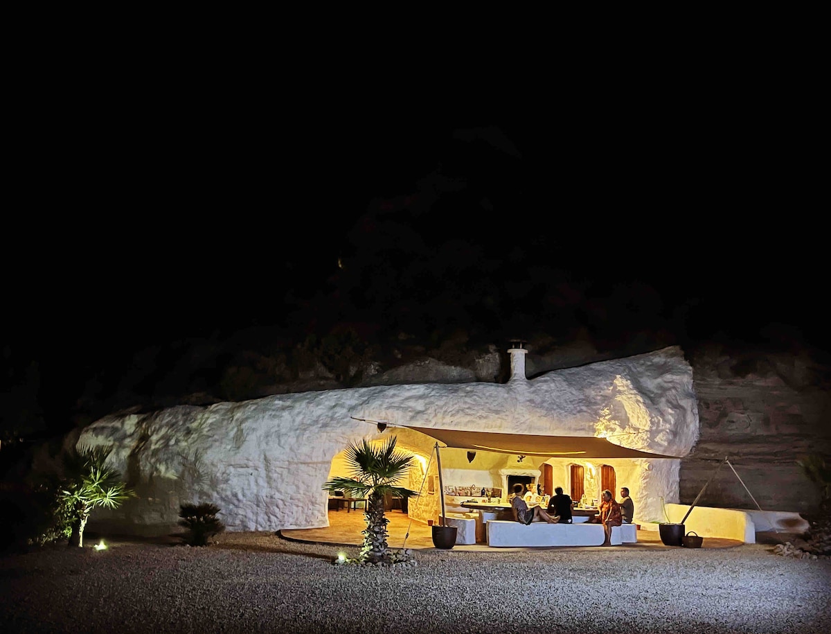Off Grid Luxury Pool Rentals With Private Grotto Reference: Mediterranean Sea Cave Vacation Rentals