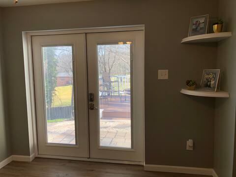 Old Town Warrenton, VA Studio Apartment