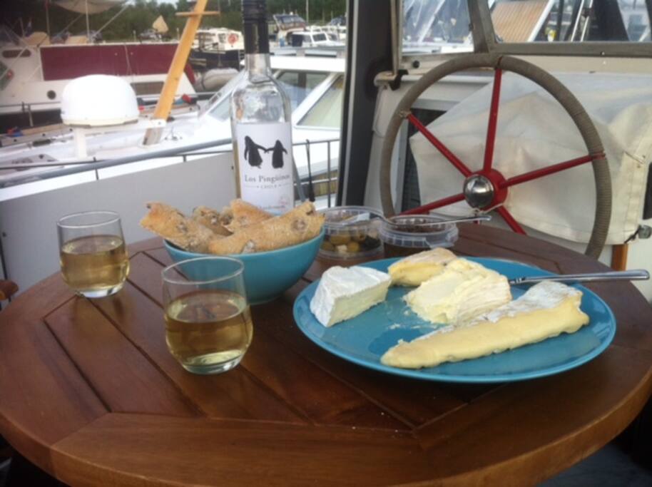 relax on deck