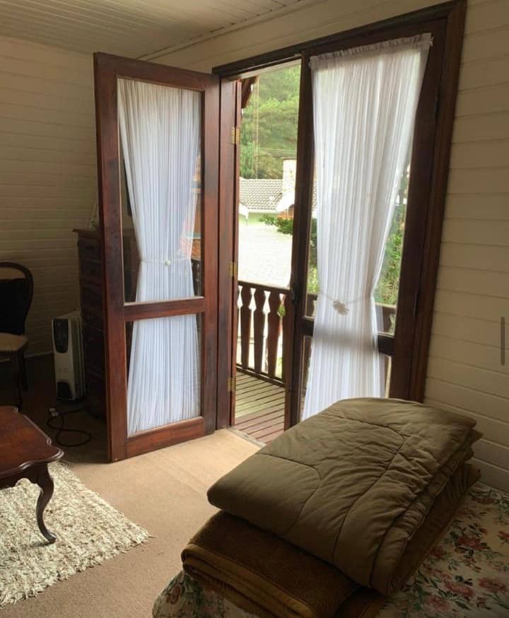 Балкон с горна спалня 1