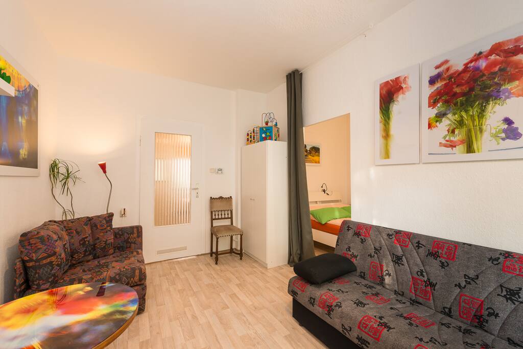 Wohnzimmer / Living Room