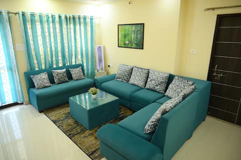 Manju Dwivedi Homestay Room no 1 near Aiims Bhopal