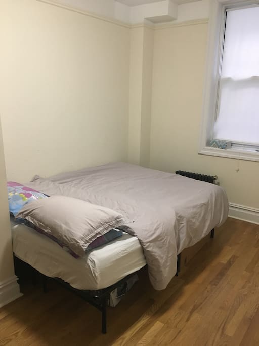 Bedroom Queen Bed