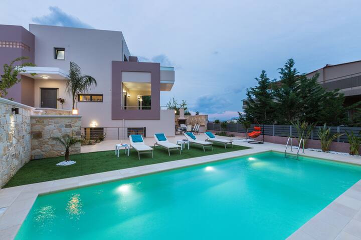 Peris Luxury Villa In Chania, Private Pool gallery image 4