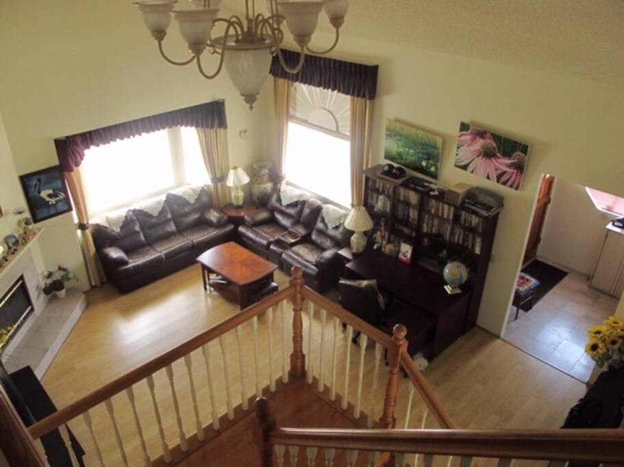 guest lounge