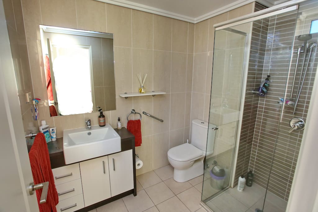 Convenient Ensuite of master bedroom
