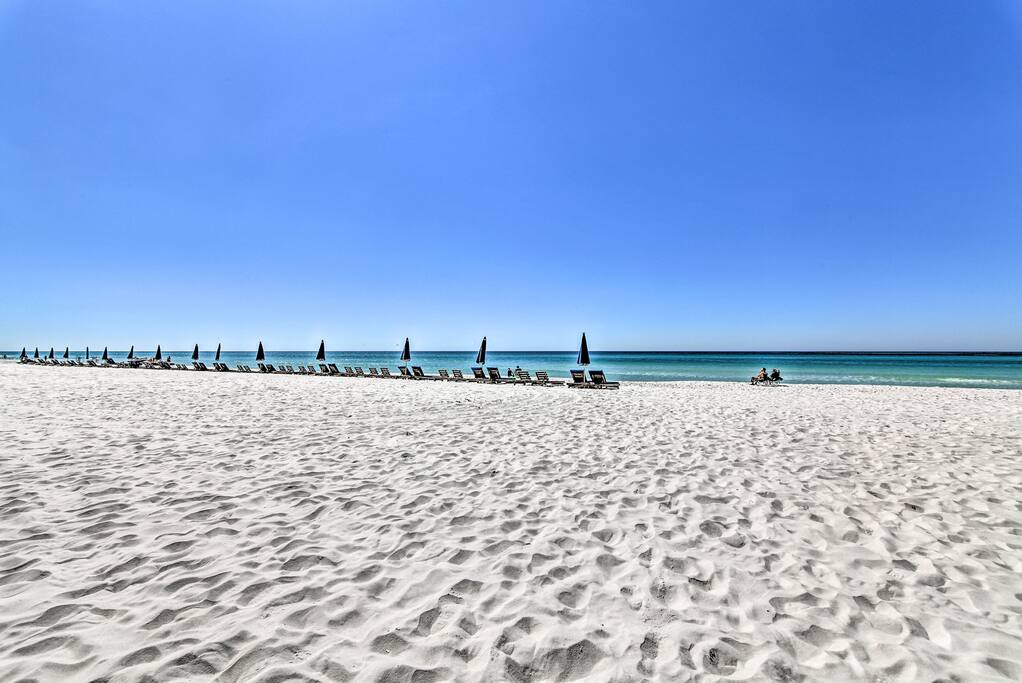 Located steps from the beach, this home for 8 simply can't be beaten.