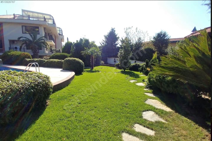 Villa Hakim, City Center, Private Pool! Sea View!! gallery image 3