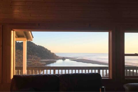 Klamath Overlook House