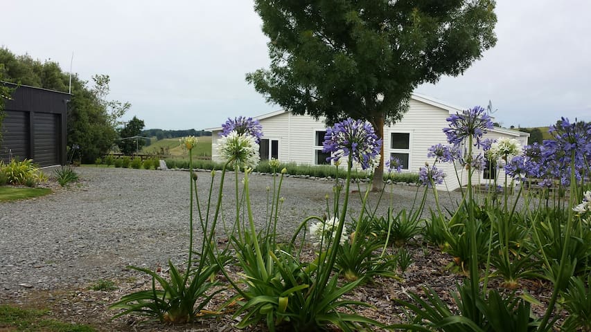 Hunterville 2018 with Photos Top 20 Vacation Rentals Homes Condo Airbnb Manawatu Wanganui New Zealand unthinkable plant city houses for rent. Hunterville 2018 with Photos Top 20 Vacation Rentals Homes Condo Airbnb Manawatu Wanganui New Zealand