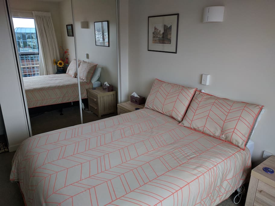 Guest bedroom