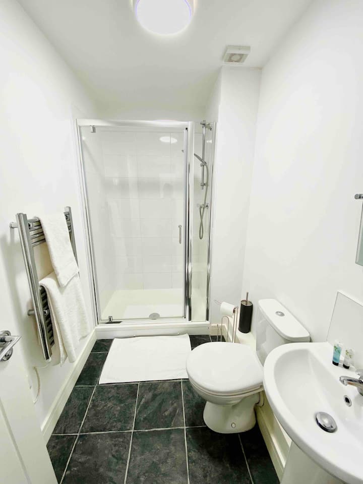 9 Best Airbnb Vacation Rentals In Stafford, England Updated 2024