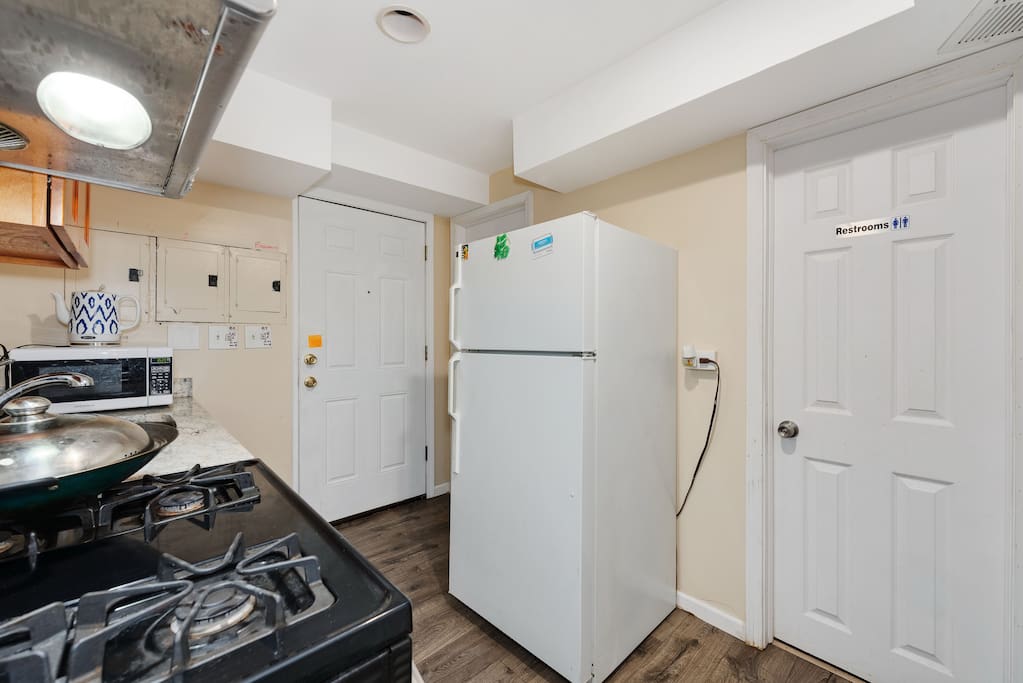 Shared kitchen and 2 shared bathroom