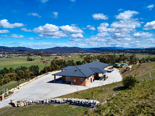 George River Park (Prestige Acreage Home, Animals) gallery image 2