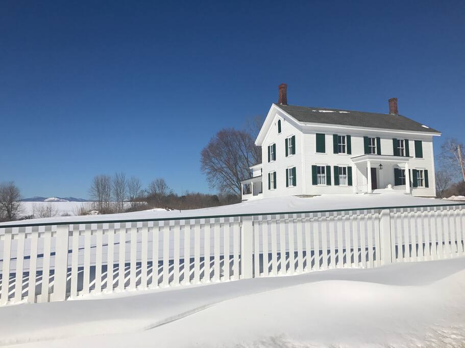 "Crystal Spring Farm" - Circa 1790's Federal Farm House