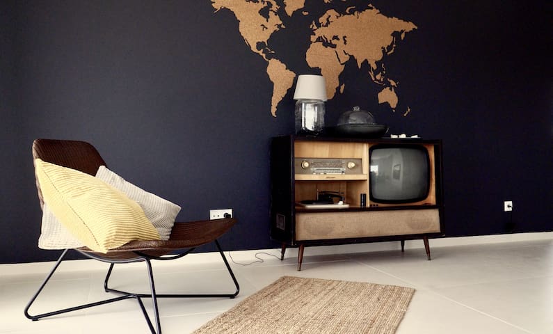 Private Villa The Maverick w/ own pool & garden gallery image 3