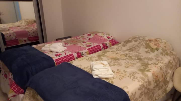 Vitanda vya kisanduku kimoja