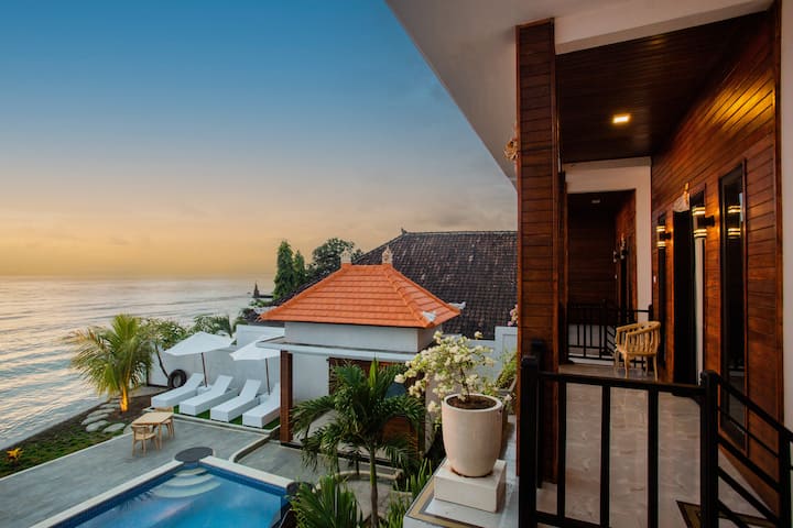 Room With Sunrise View
(Penidaparadiso) - Indonesië