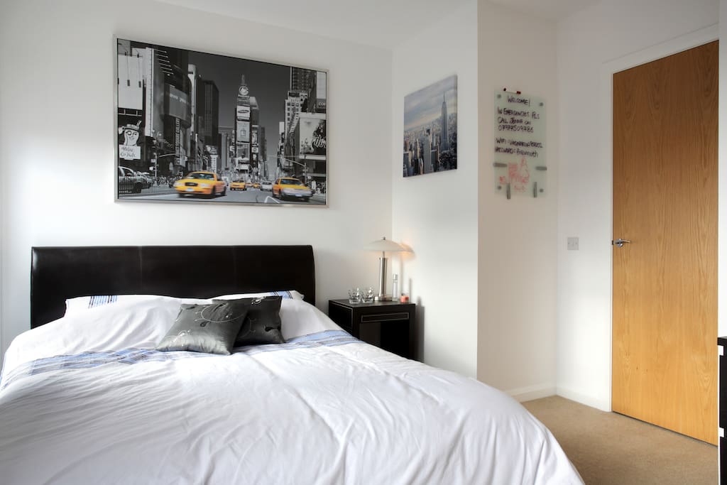 "The comfiest kingsize bed on Airbnb" or so we are told!