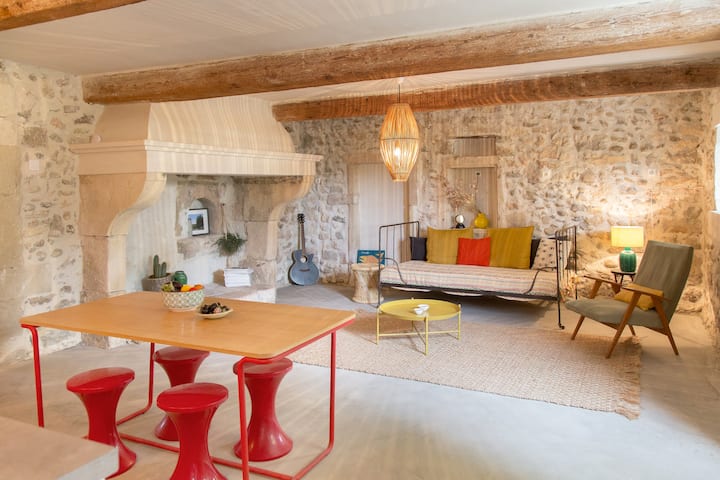 La Petite Maison Rousse 70m2 Piscine Domy Do Wynajecia W Lamotte Du Rhone Prowansja Alpy Lazurowe Wybrzeze Francja