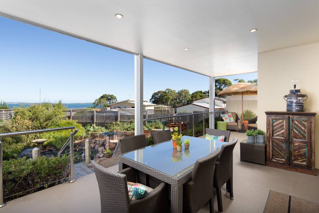 Guest Shared Balcony - Enjoy the view
