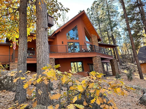 Bluejay-Getaway Luxury Cabin in Munds Park