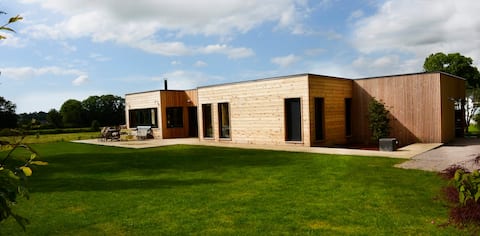 "Contemporary house in the heart of nature"