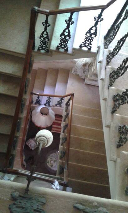 interno scale