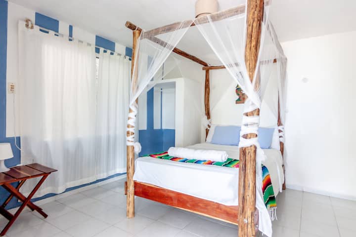 Chumba cha kulala cha 4 - 1 mara mbili (chini)