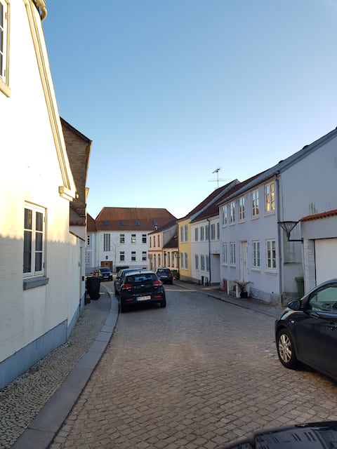 Cozy apartment 5 min walk from center