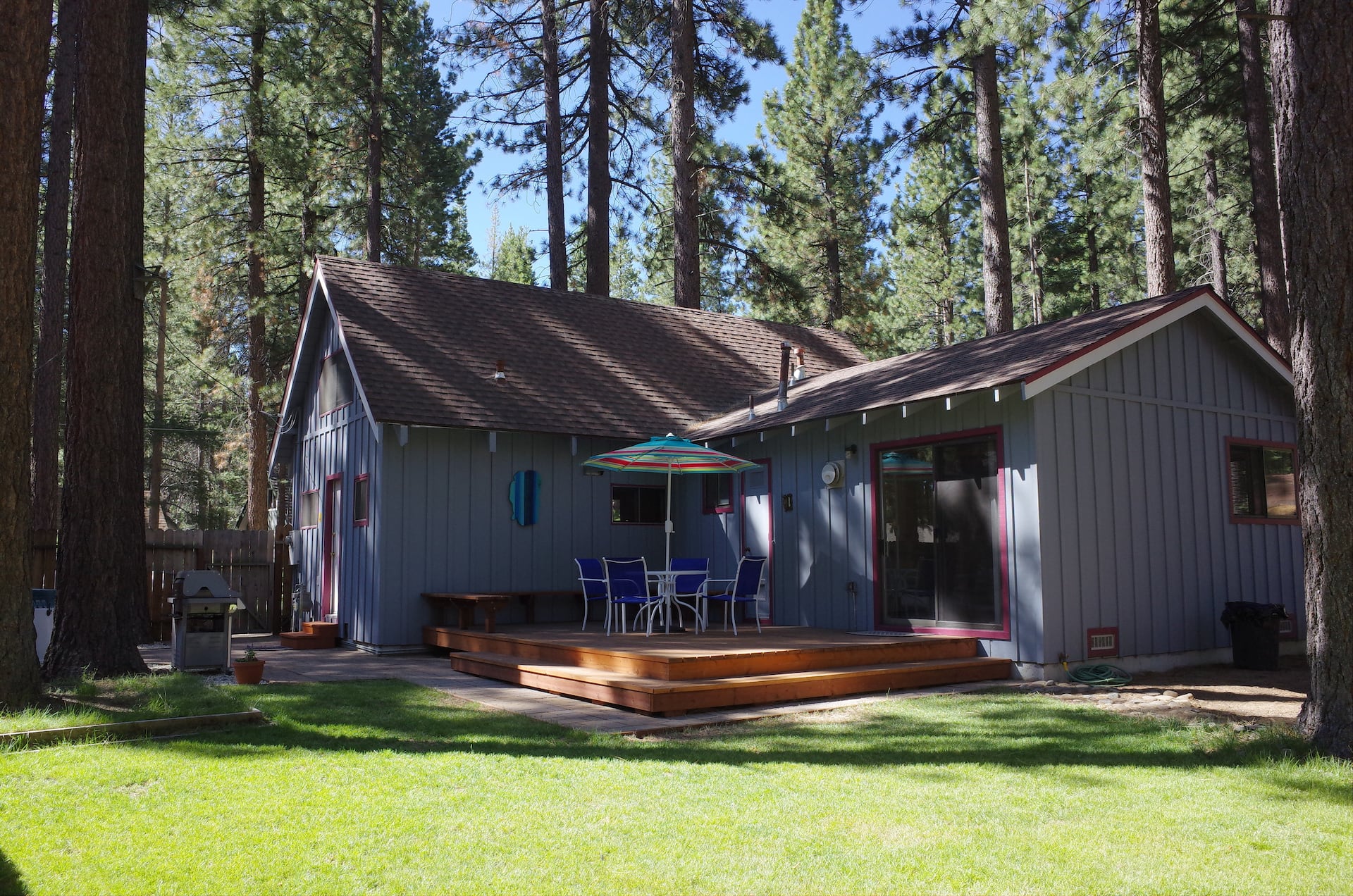 Inviting cabin in great location!